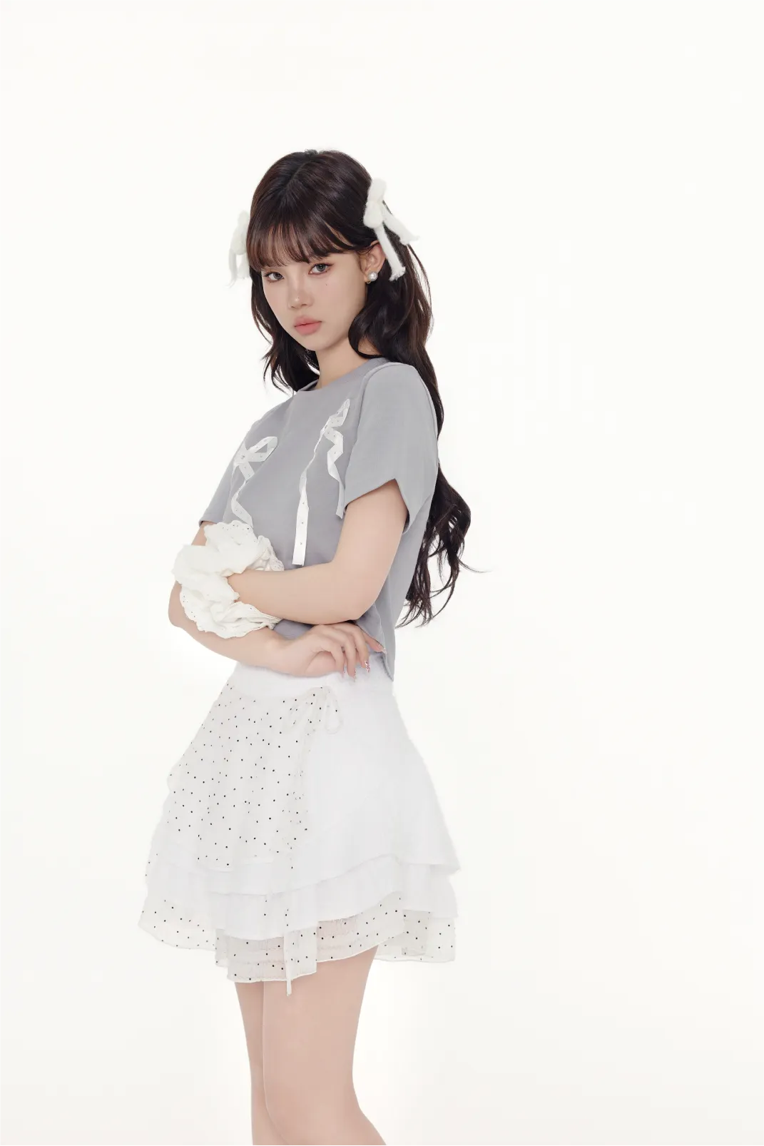 Bow Print Cropped Slim-Fit Tee
