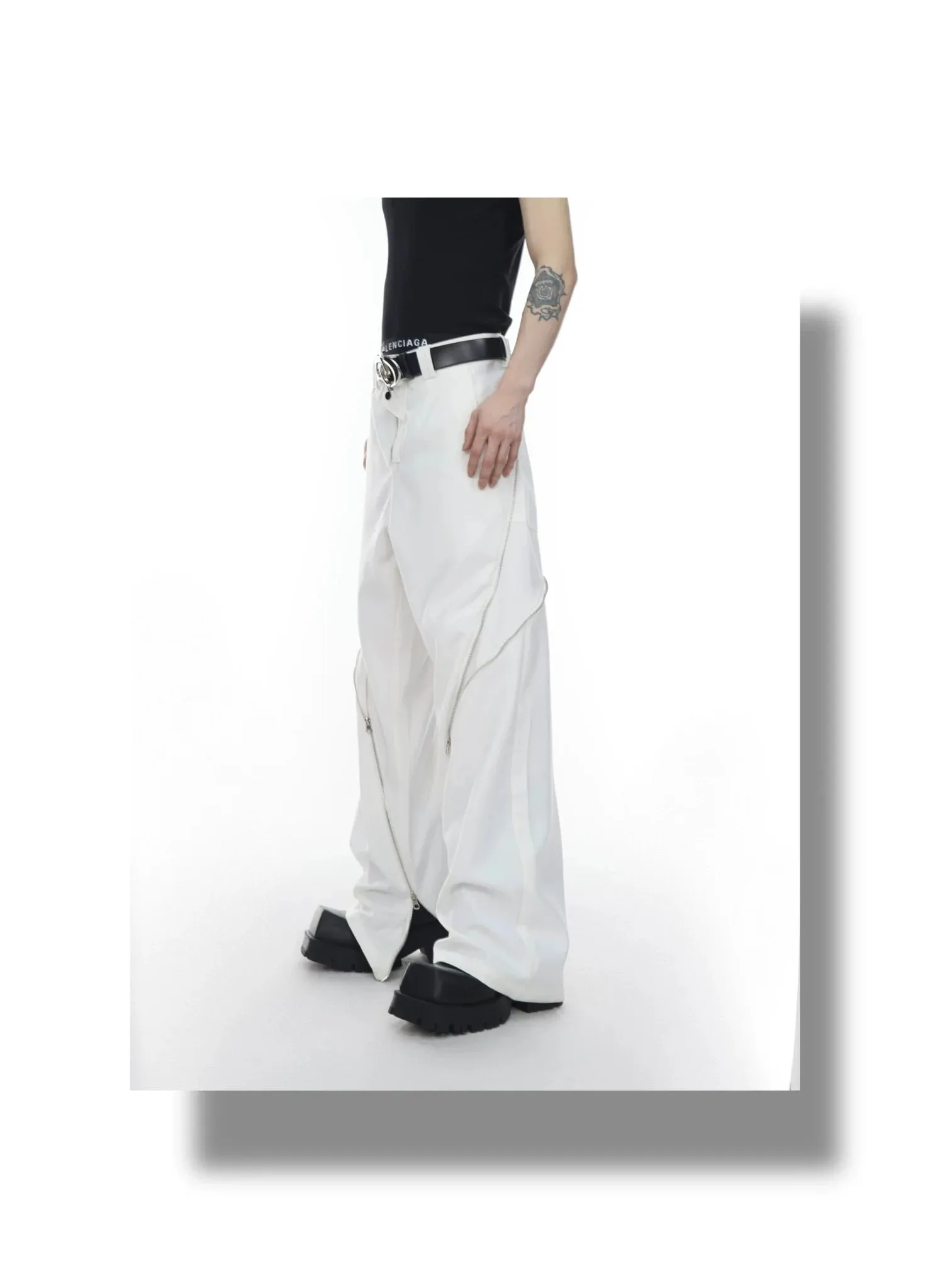 Chic White Wide Leg Pants with Spliced Zipper Detail and Split Hem