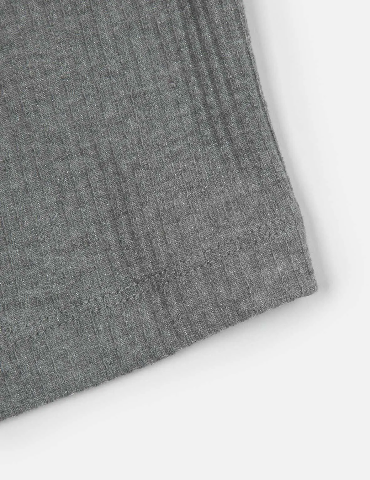 Cut-out Seagull Slim Fit T-shirt