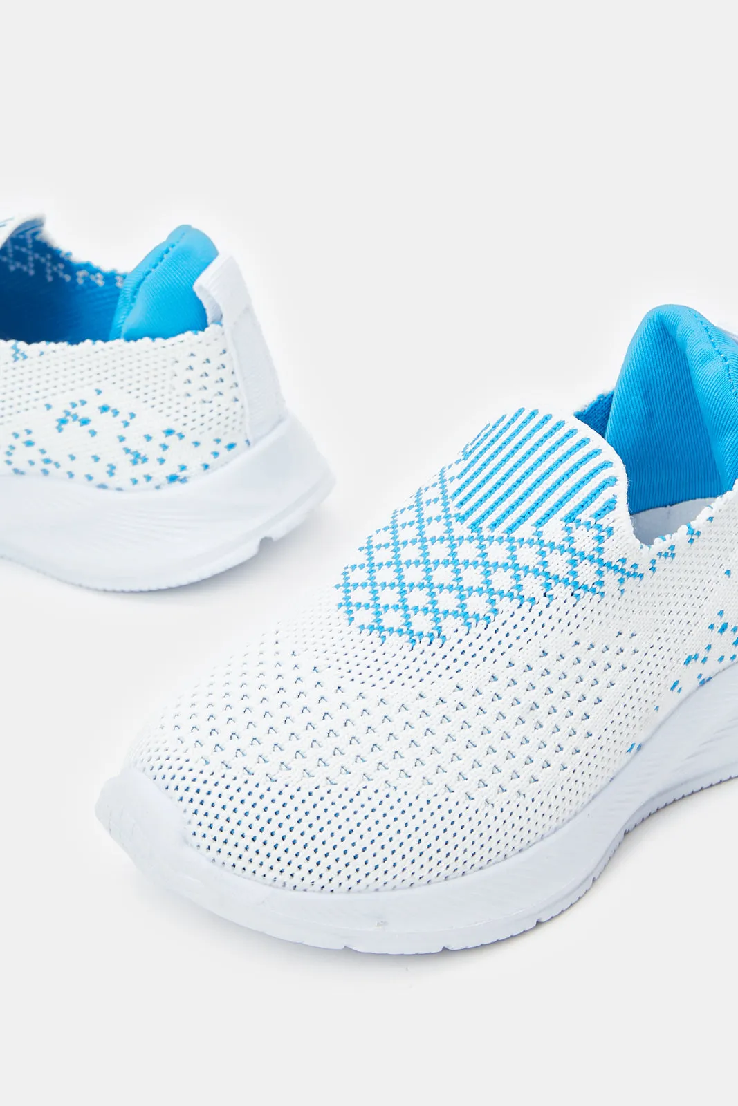 Girls White Textured Slip-On Sneaker